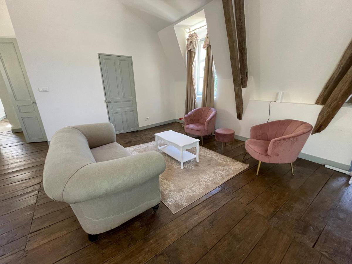 Beautiful 6 Bedroom House With Pool & Large Garden Le Pechereau Bagian luar foto