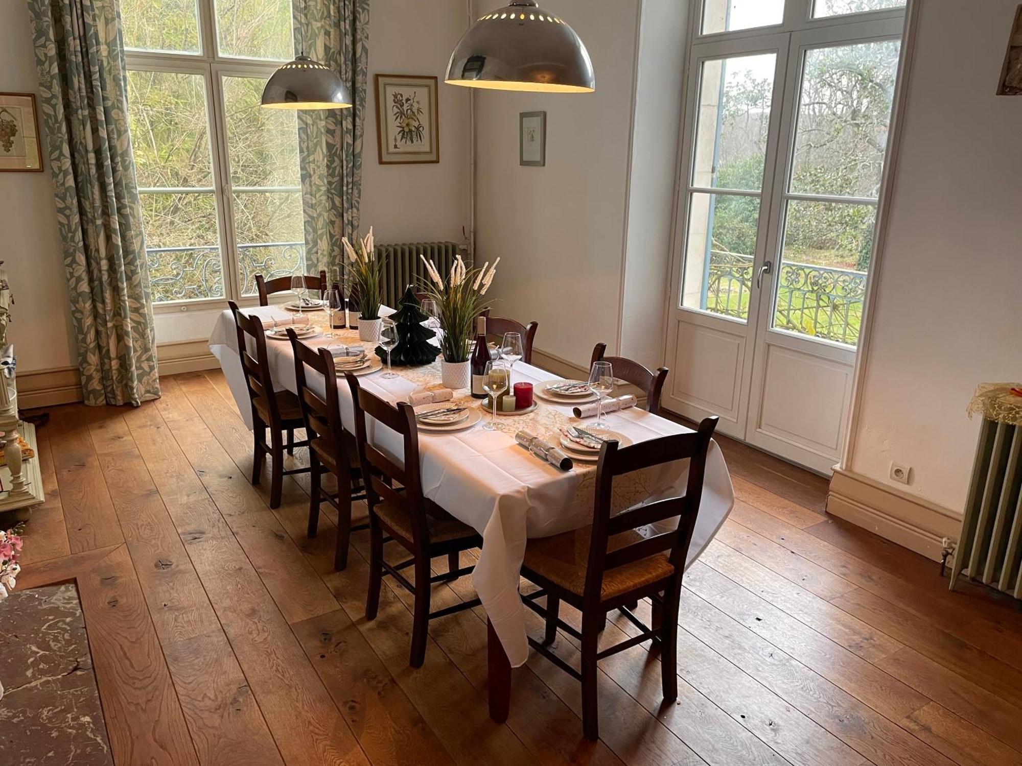 Beautiful 6 Bedroom House With Pool & Large Garden Le Pechereau Bagian luar foto